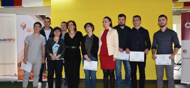 Studenti i UBT-së, ndër fituesit e aktivitetit për siguri kibernetike “Hack Day Albania 2016”